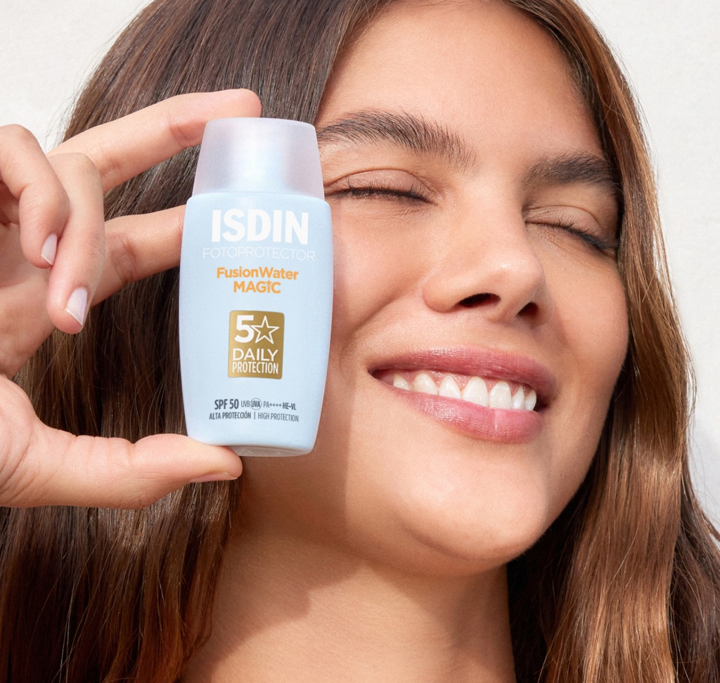 ISDIN/ Fusion Water MAGIC SPF 50: واقي شمس ايزدن المائي