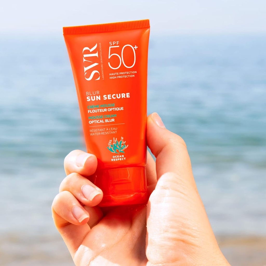 SVR/ Sun Secure Blur SPF50+ 50ml: اس في ار واقي شمس خافي للعيوب بلون البشرة