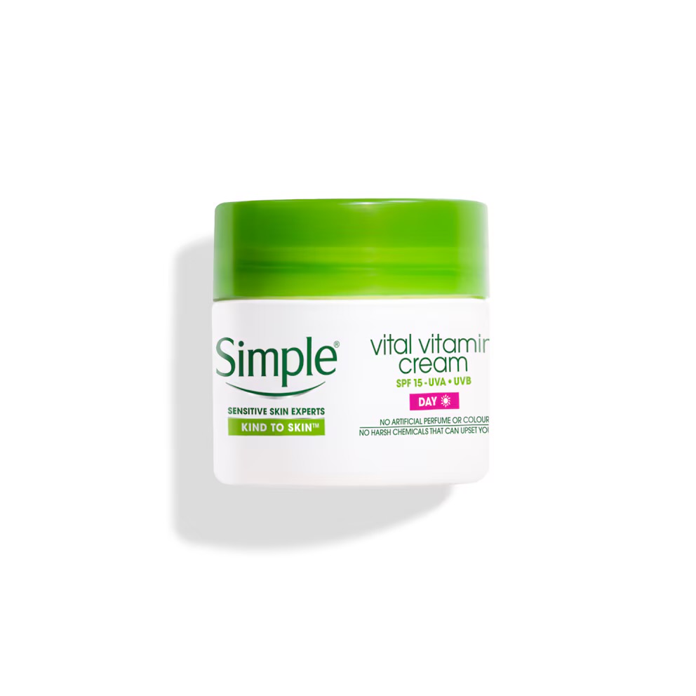 [SMPL/015] Simple/ Kind to Skin Vital Vitamin Day Cream SPF15+ 50ml : سمبل كريم وجه نهاري بالفيتامينات مع واقي شمس